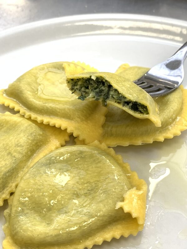 Panzerotti Basilico e Mozzarella di bufala - Gr 500 - immagine 2